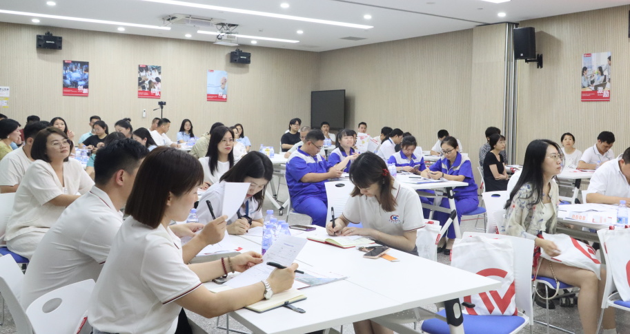 构建绿色竞争力——沃特虹彩检测成功举办产品环保合规前沿趋势研讨会(图4) 构建绿色竞争力——沃特虹彩检测成功举办产品环保合规前沿趋势研讨会(图4)
