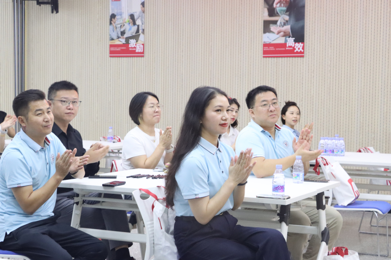 赋能产品生命周期管理，推动企业全面实现ESG——亚商学院走进沃特虹彩检测(图10)